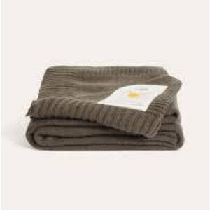 Unhide Classic Snuggle Knit in Chocolate, NIP